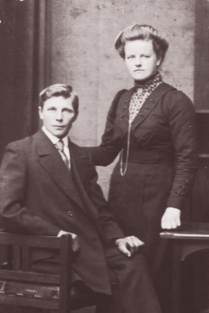 Klik voor foto in apart venster wilhelmijntje_en_steven_van_der_schagt.jpg